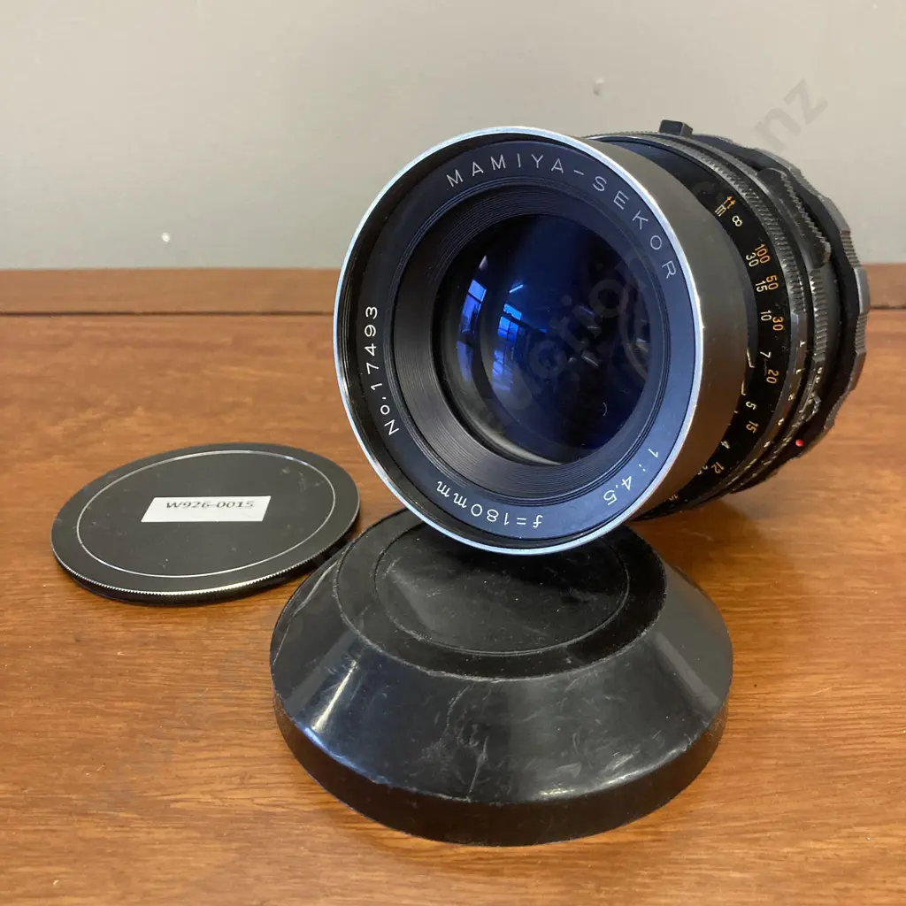 Mamiya Sekor 180mm F4.5 Telephoto Lens Image 1++